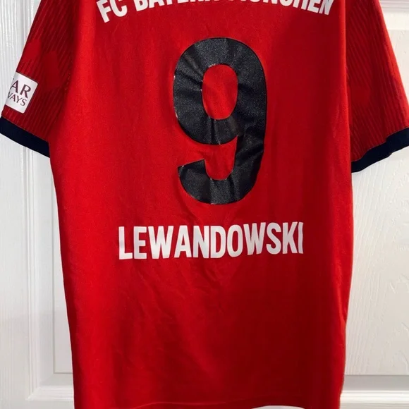 Like New Robert Lewandowski Bayern Munich 2018/19 Adidas Home Jersey Kit Men's